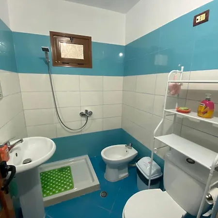 Geri Apartment